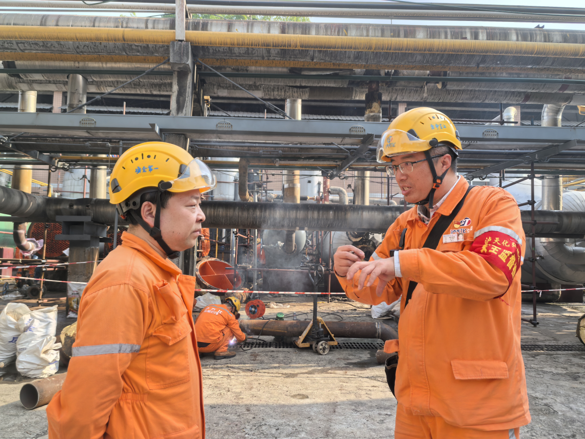 全力以赴搞建设 方圆之间显担当(图3)