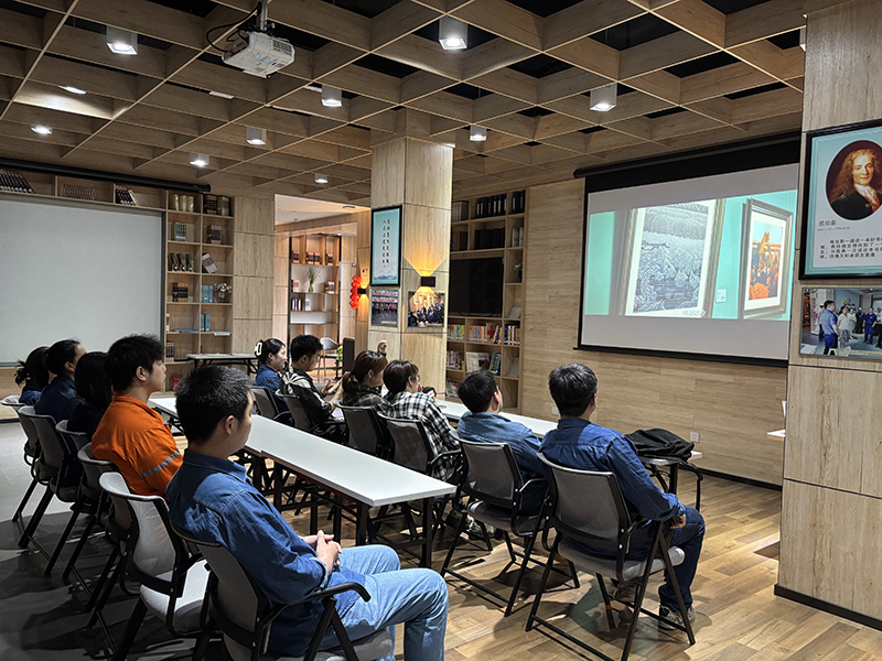 弘旭团总支开展“不同时代，同样热血”五四观影活动(图2)