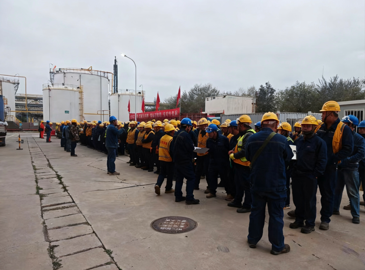 最大晨会！弘旭公司和宁大修项目部组织安全晨会(图1)