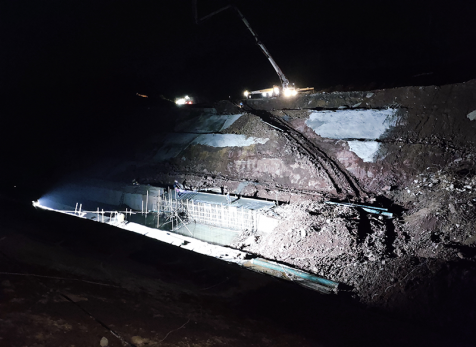 弘旭公司完成新旧箱涵接头处施工